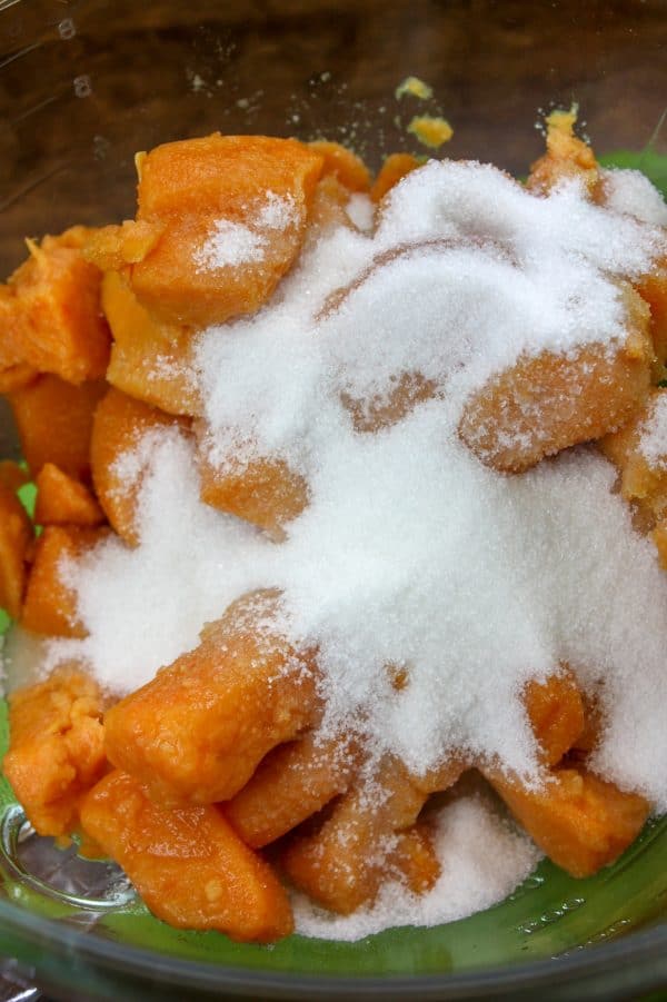 Picture of sugar and yams in a bowl