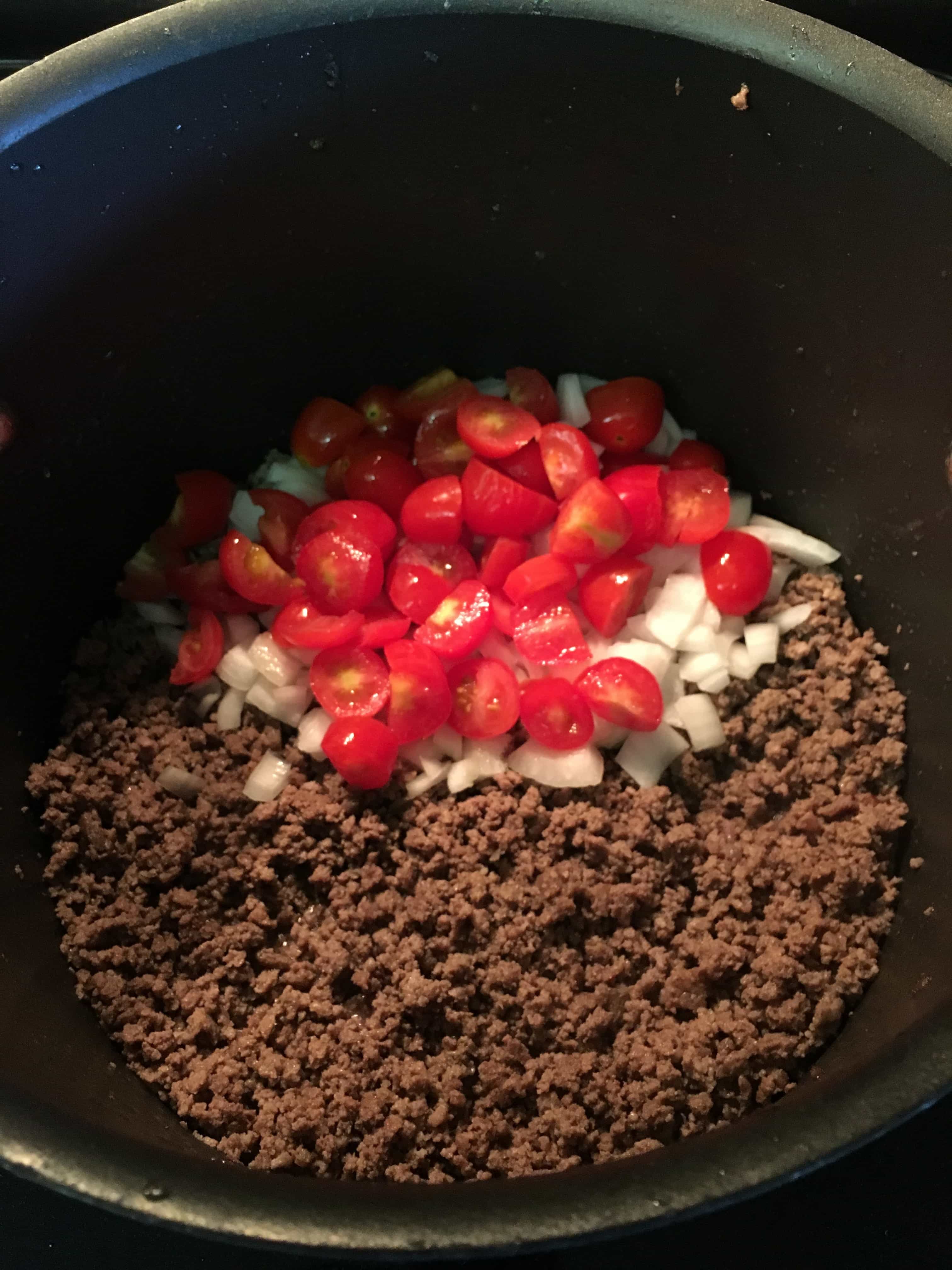 I made a pot of homemade ground beef chili with stuff I had around the house. It was easy and turned out delicious! Click on the link and grab the recipe today. 