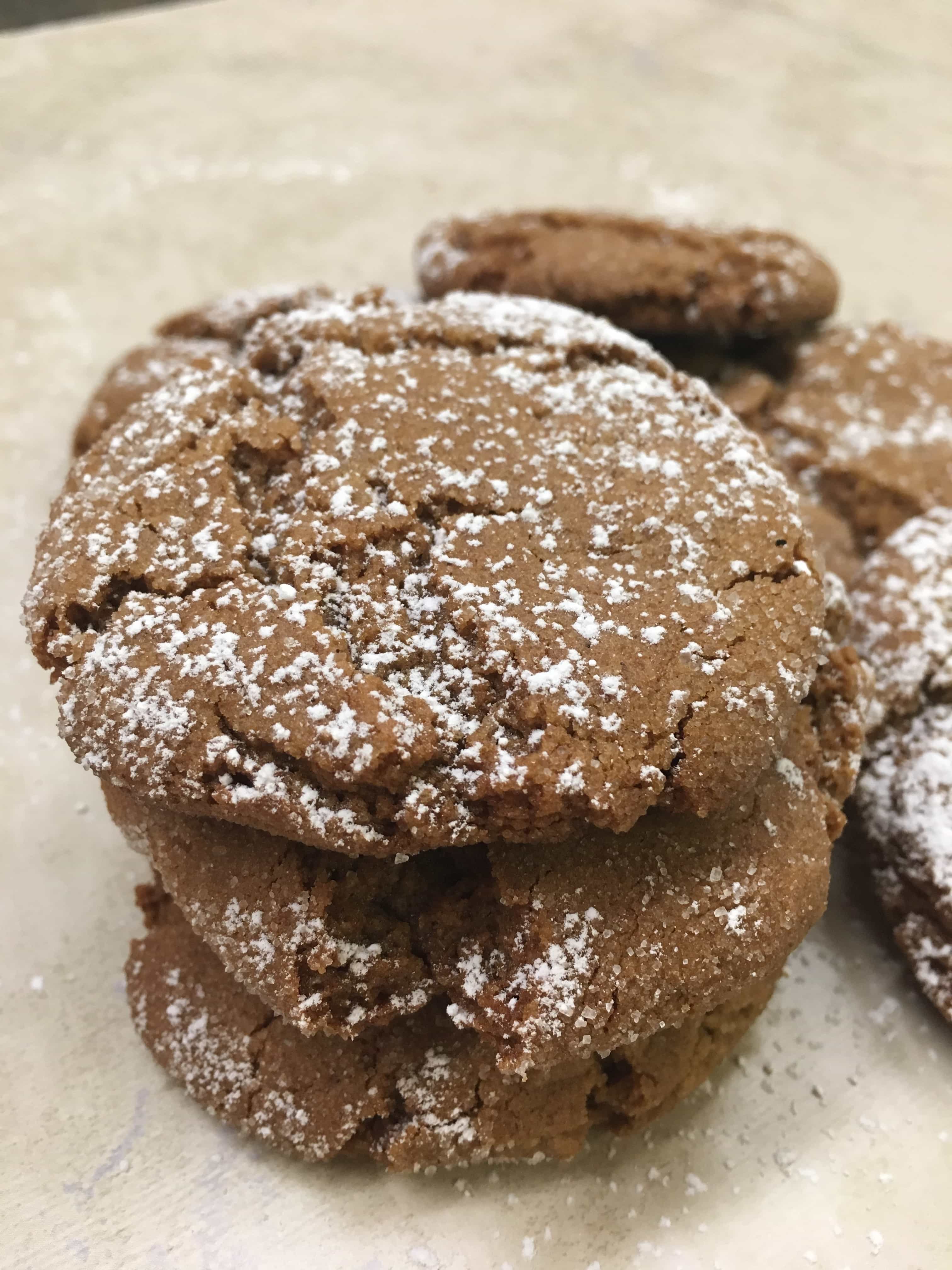 How to Make Molasses Gingersnap Cookies. This is an easy recipe that will make great gifts for friends and family around Christmas or any holiday.