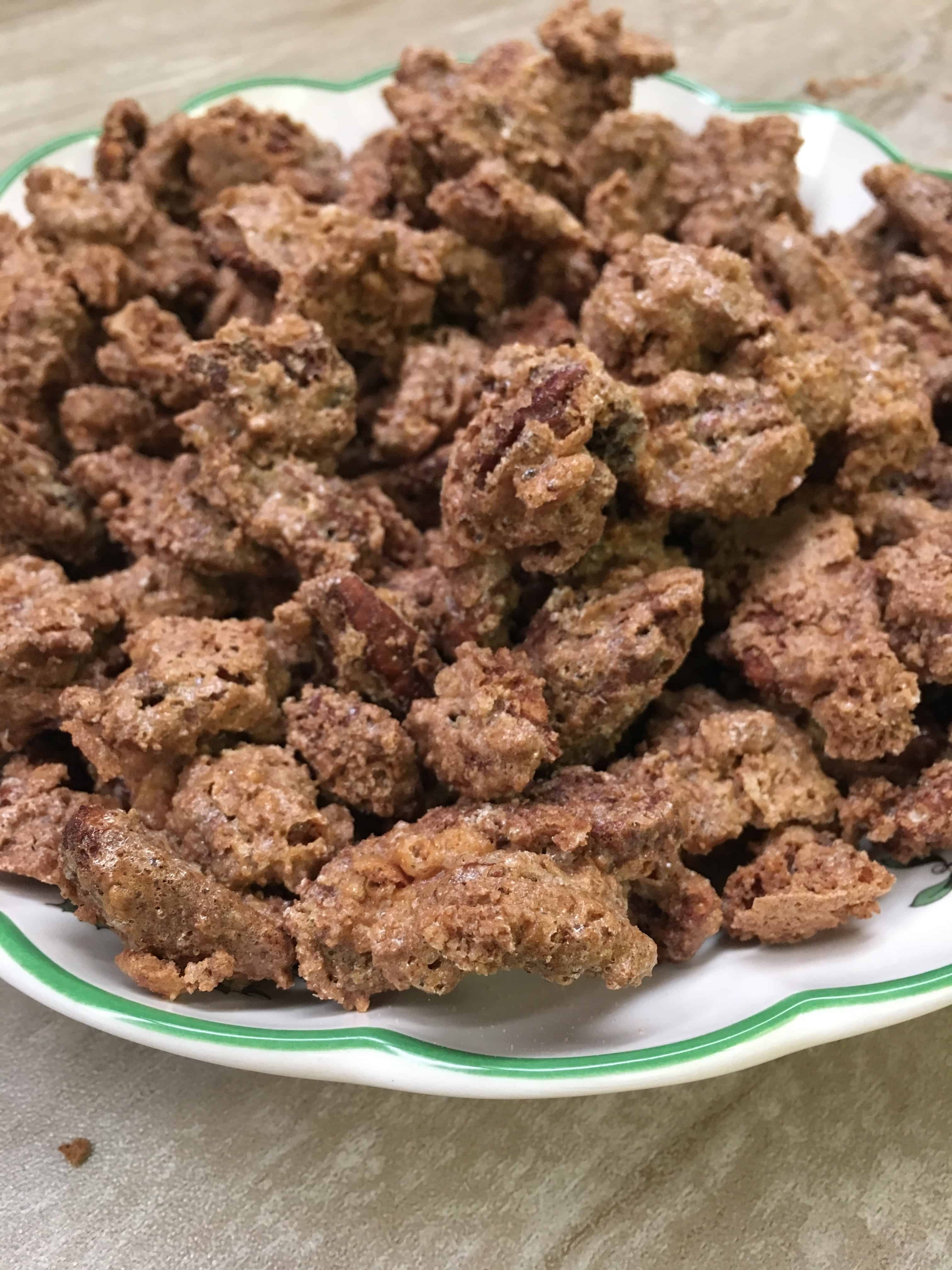 Easy and Quick Cinnamon Candied Pecans are a delicious treat for the Christmas Holiday. I love to set them on the counter for snacks during a party, or as gifts for friends, teachers, and neighbors.