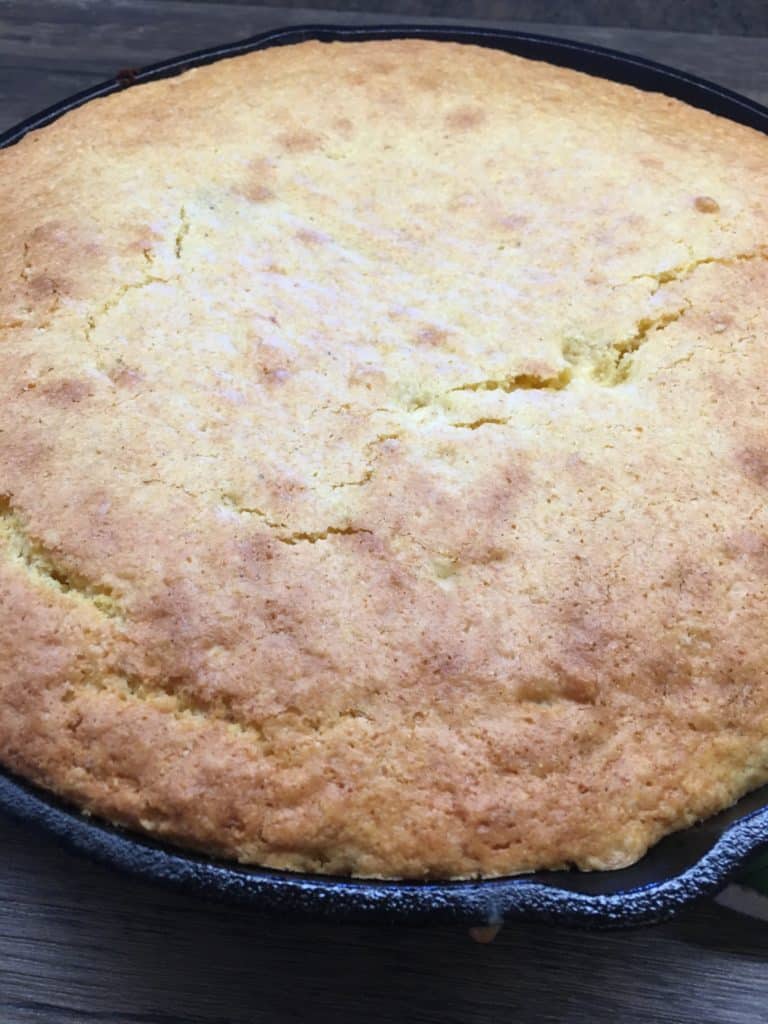 Easy Chili Cornbread Skillet is a tasty meal that won't break the bank, but will leave everyone full and satisfied. The chili cornbread skillet is a great meal to fix for tailgating parties, a quick supper, or to freeze and thaw out later when you're in a hurry. If you're watching your waistline, you can use lean ground beef, or ground turkey.