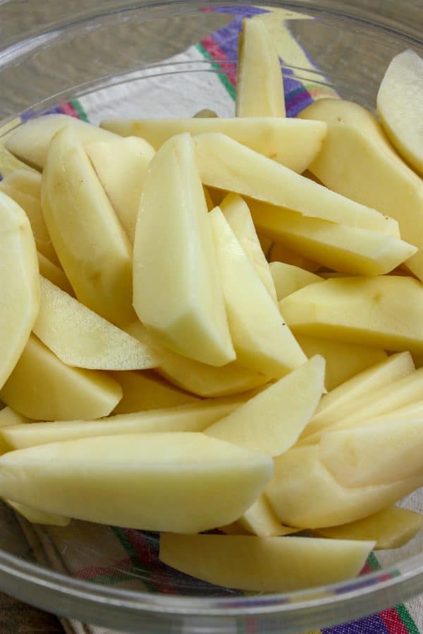 Picture of potato wedges in a bowl