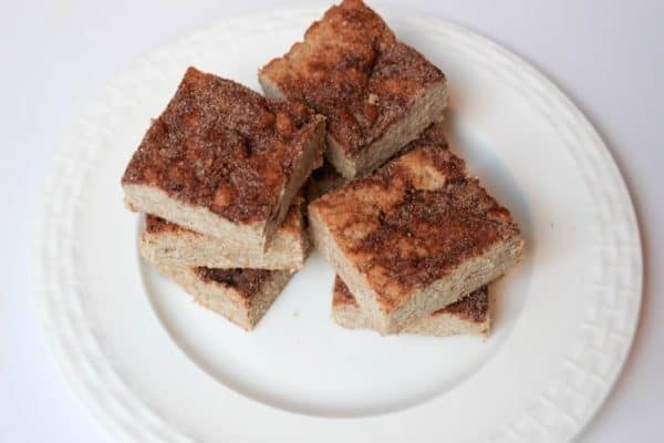 Delicious Snickerdoodle Cookie Bar Recipe - Sprinkles and Streamers