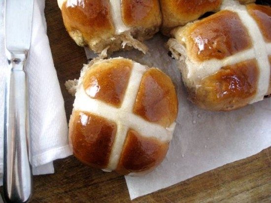 Hot Cross Buns - Annie's Home