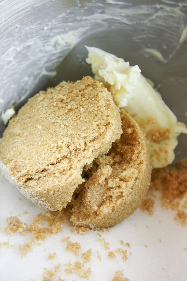 There are a lot of basic ingredients that go into coffee cake. This is an easy cinnamon coffee cake to make. 