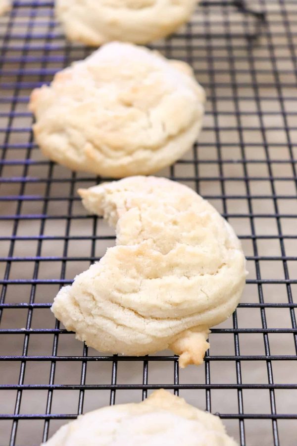 Picture of cookies on a cooking rack. 