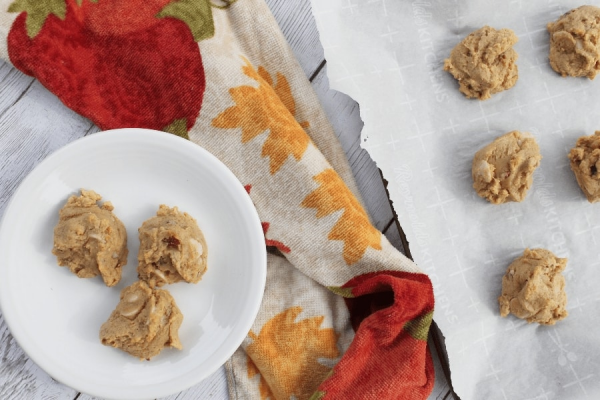 Picture of caramel pumpkin pecan cookies on a plate