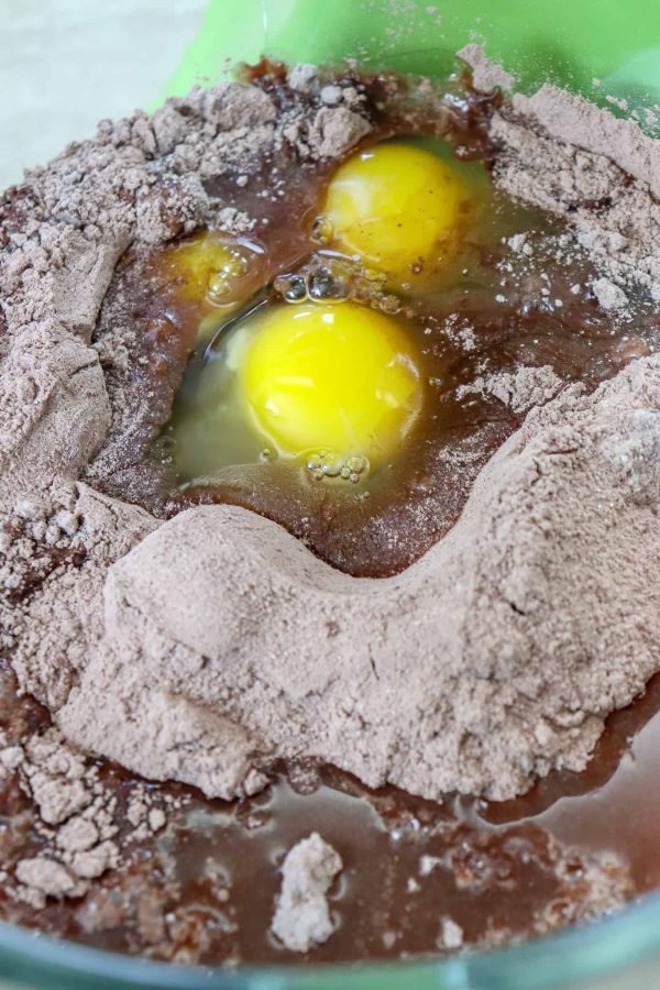 Picture of eggs in a large glass bowl