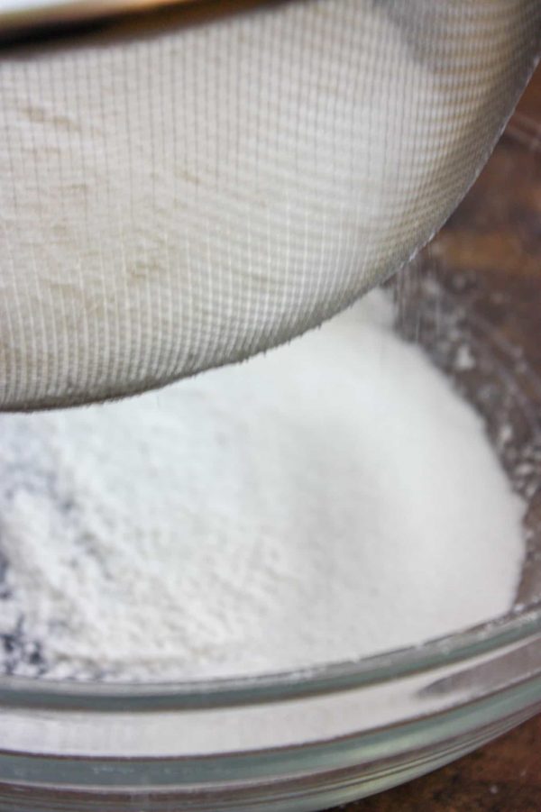 Picture of flour being sifted