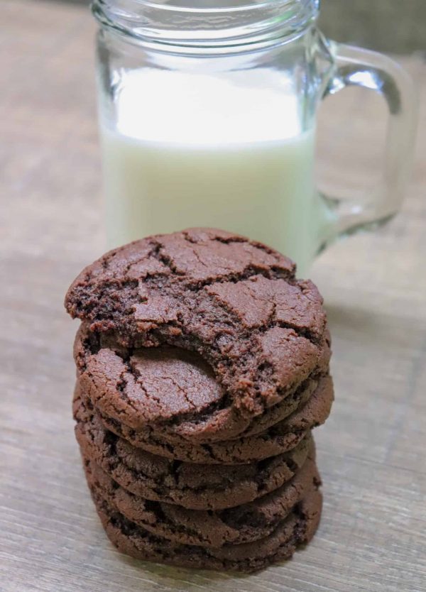 Picture of cookies and milk