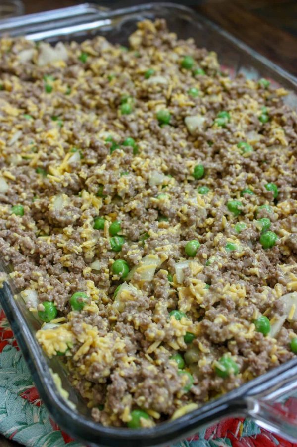 Picture of cheeseburger casserole in a pan