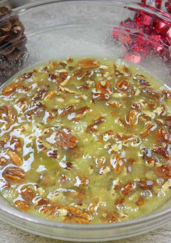 Picture of pecans in a bowl.