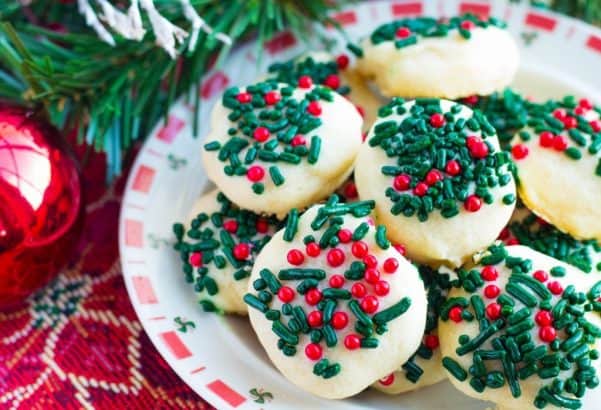 Picture of cookies on a plate