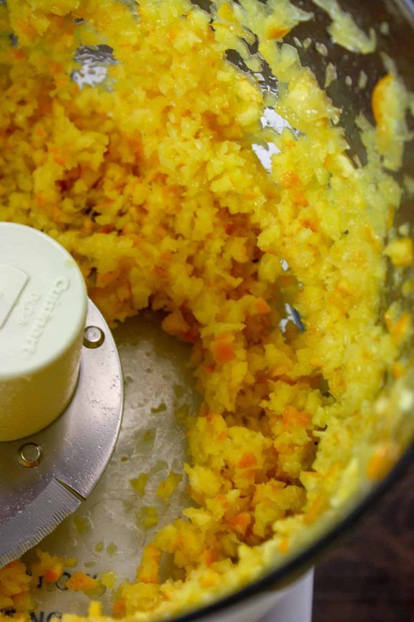 Picture of mixed up oranges in a Cuisinart