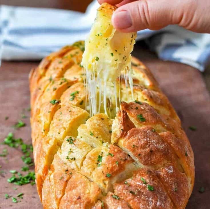 Cheese and Garlic Crack Bread (Pull Apart Bread) - recipetineats