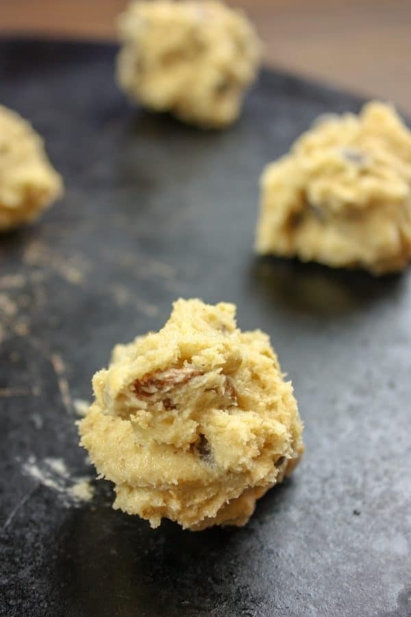 Picture of cookie dough on a cookie sheet