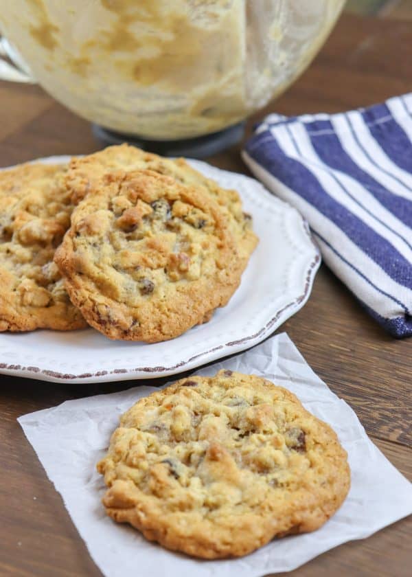 Picture of cookies on a plate