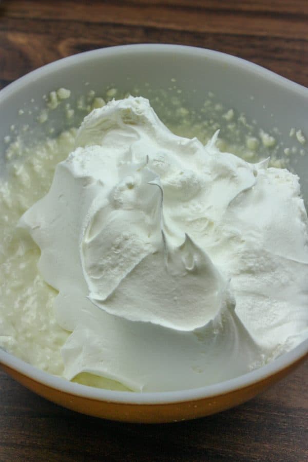 Picture of Cool Whip in a bowl