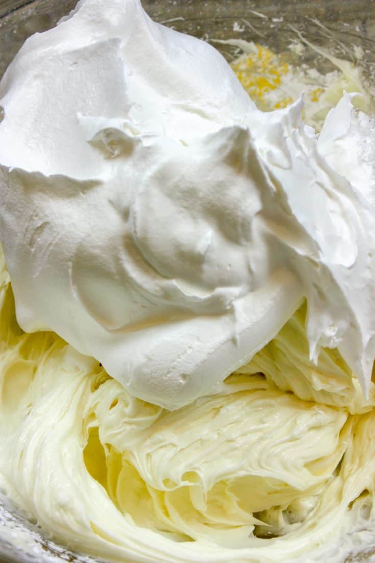 Picture of whipped topping in a bowl