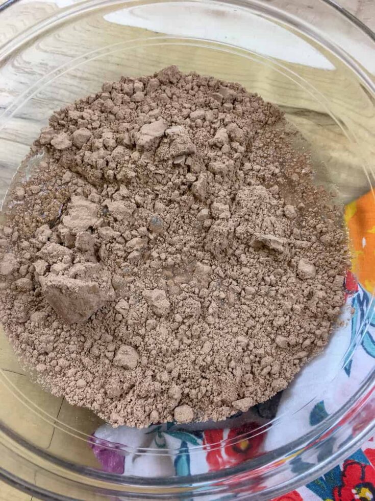 Picture of boxed cake mix powder