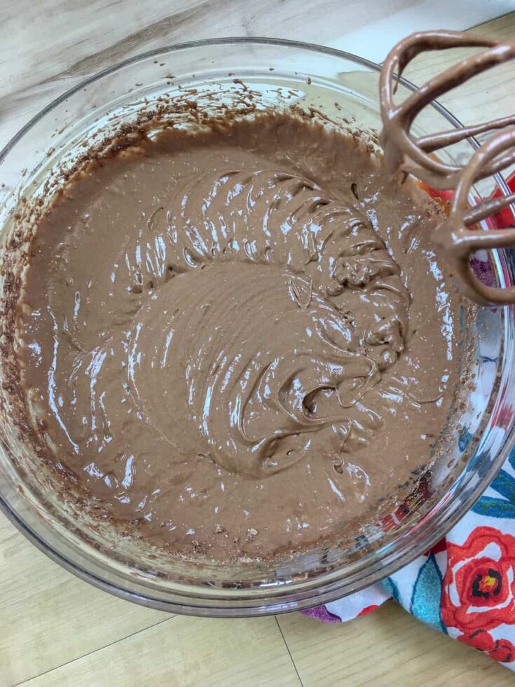 Picture of cake mix in a bowl