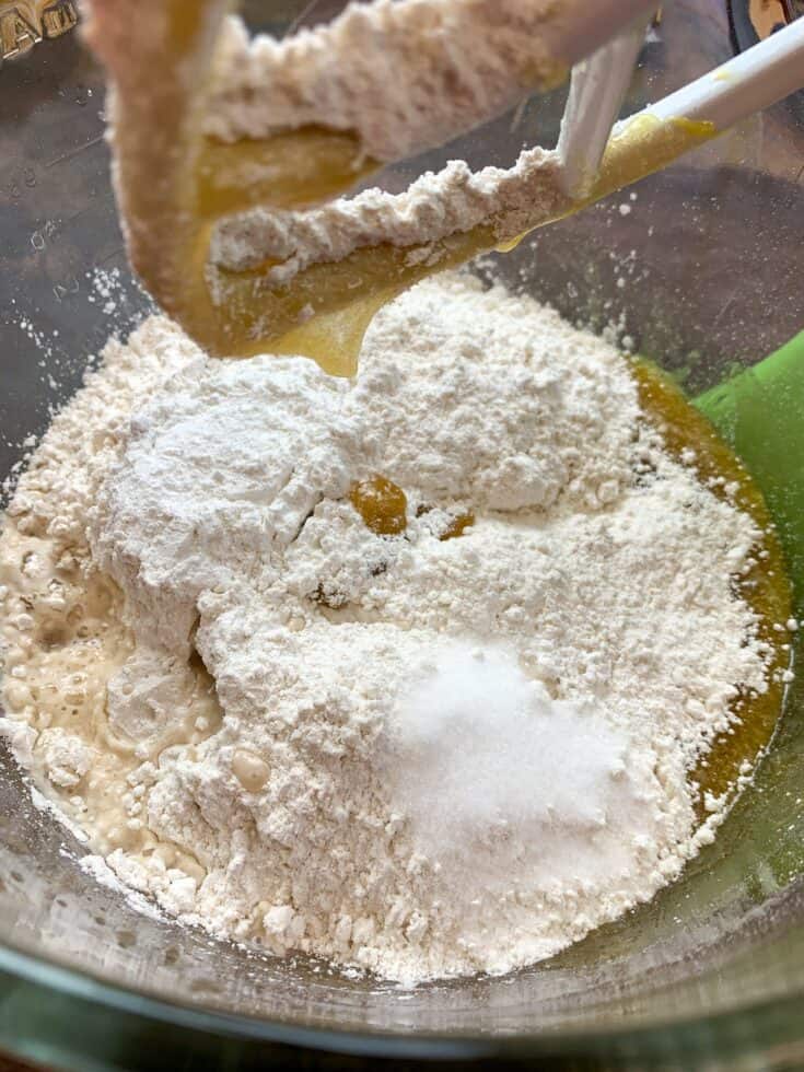 Picture of flour in a bowl