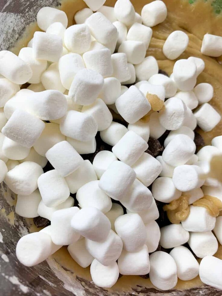 Picture of marshmallows in a bowl