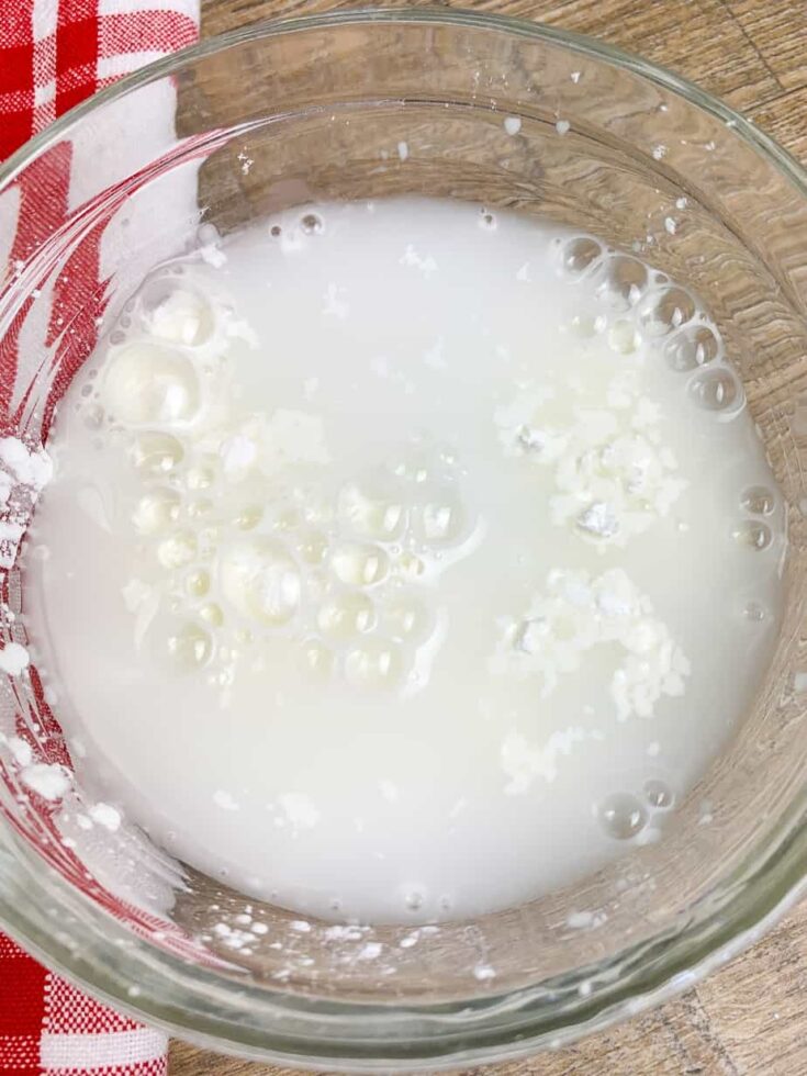 Water and corn starch in a bowl