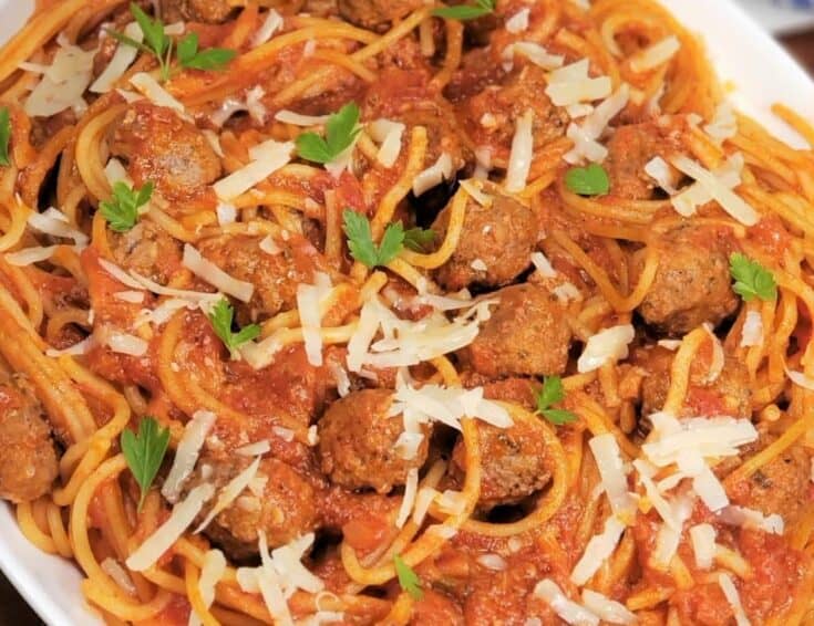 Instant Pot Spaghetti and Meatballs [Recipe & Video]