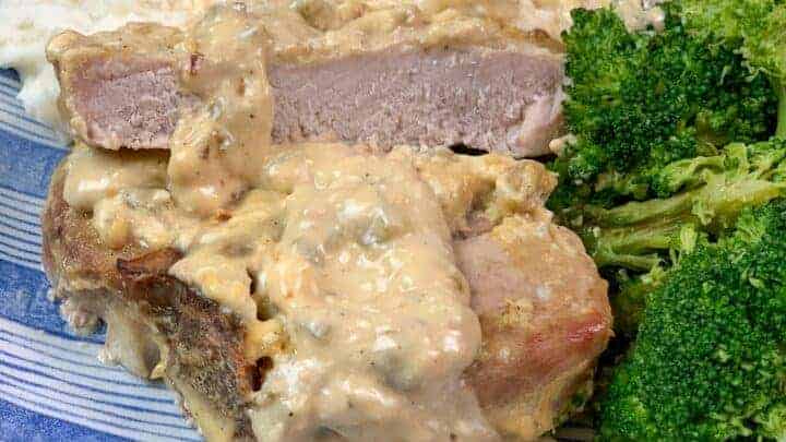 Baked Pork Chops and Gravy