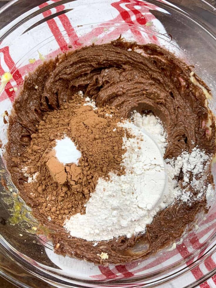 Cookie batter in a glass bowl