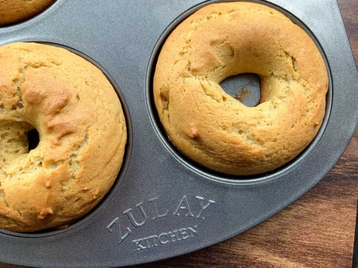 Zulay donut baking pan